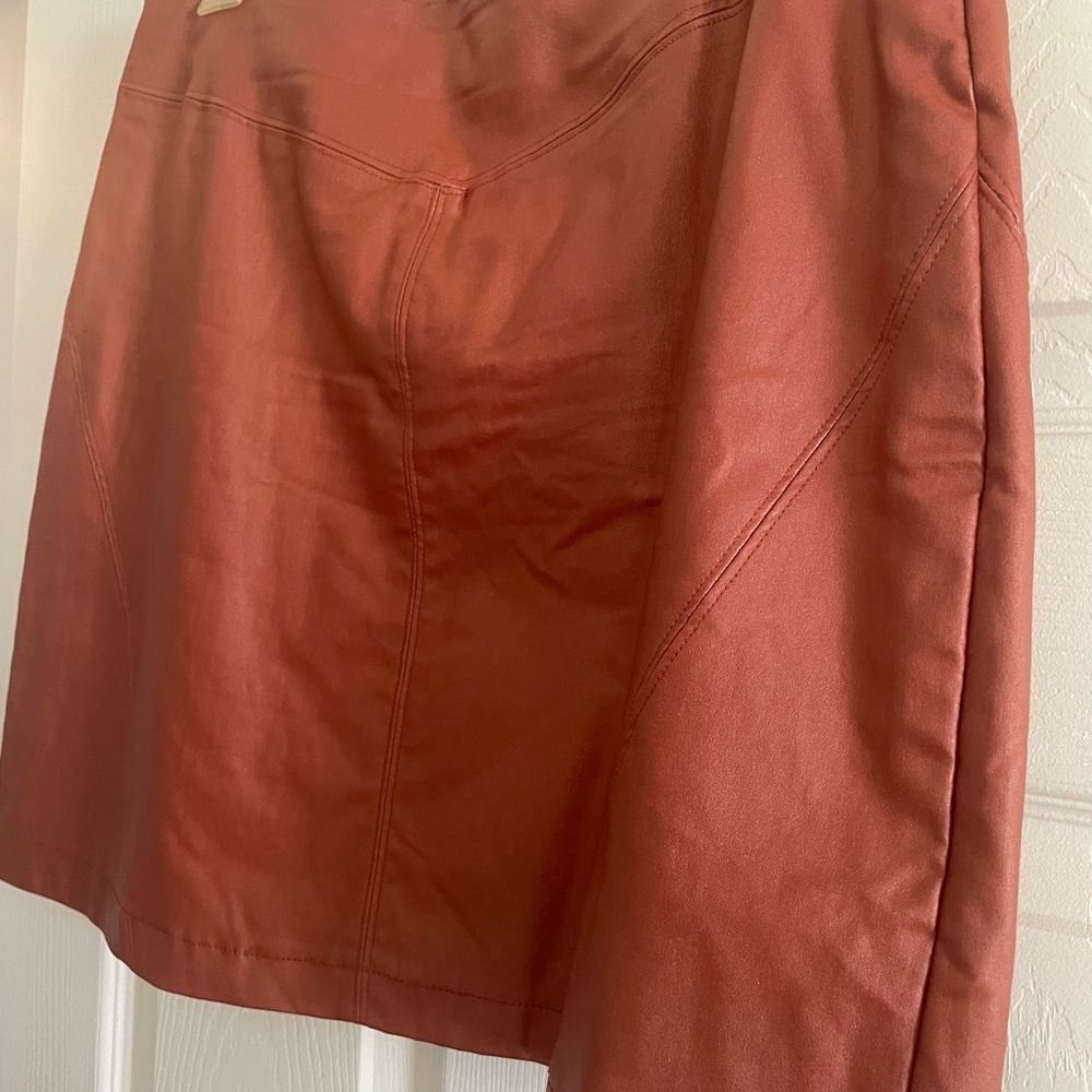 Gianni Bini Women’s Mini Skirt
